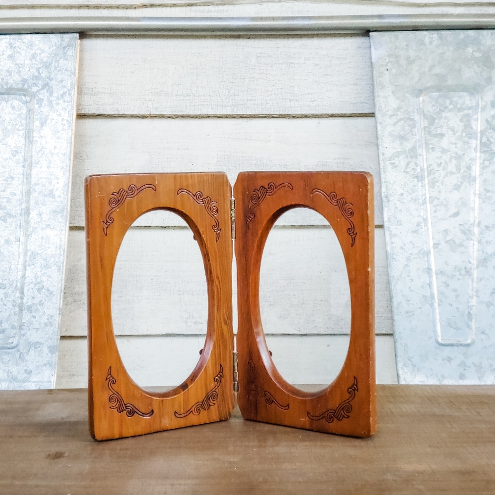 Vintage picture frame